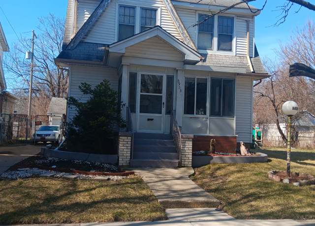 Property at 5953 Lakeview St, Detroit, MI 48213, 3 beds, 1.5 baths