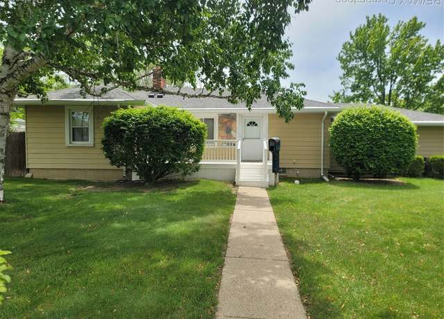 Property at 29751 Balmoral St, Garden City, MI 48135, 2 beds, 1.5 baths