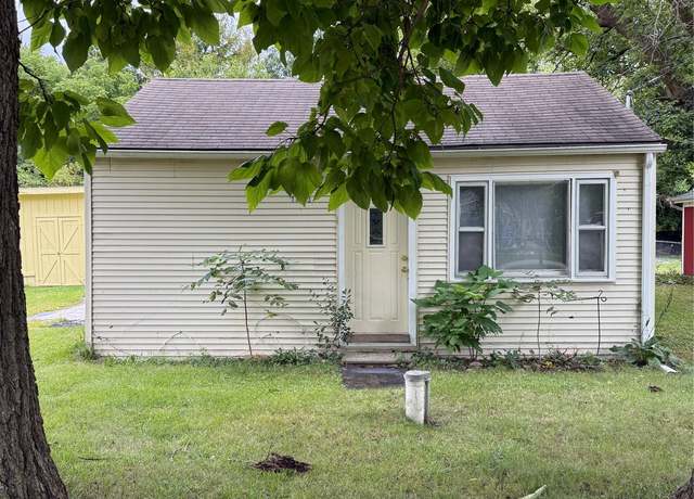 Property at 11433 Dexter St, Clio, MI 48420, 2 beds, 1 bath
