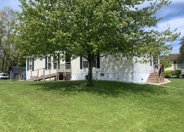 Property at 1232 Shiawassee River Rd, Three Rivers, MI 49093, 3 beds, 2 baths