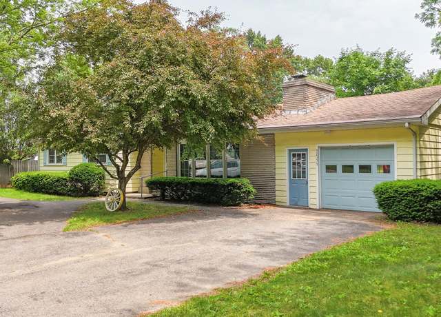 Property at 92359 Center St, Dowagiac, MI 49047, 3 beds, 2 baths