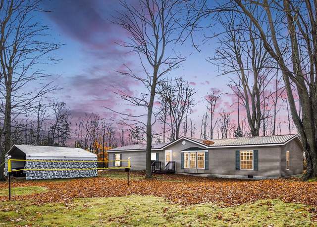 Property at 3319 N West Bay Shore Dr, Suttons Bay, MI 49682, 4 beds, 2 baths