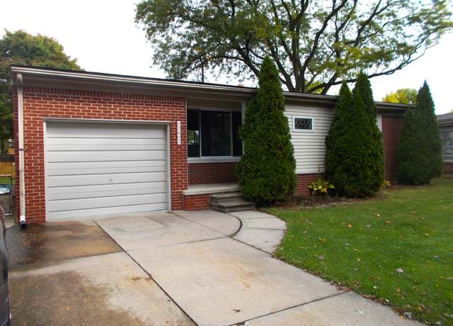 Property at 22607 Sunnyside St, St. Clair Shores, MI 48080, 3 beds, 1 bath