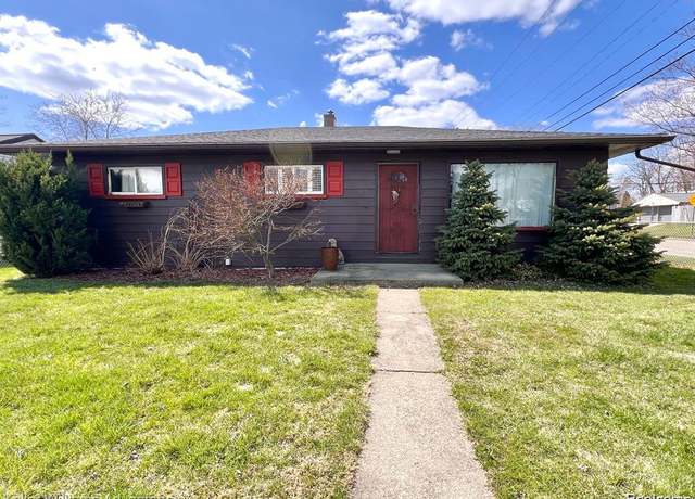 Property at 913 Cameron Ave, Pontiac, MI 48340, 3 beds, 2.5 baths