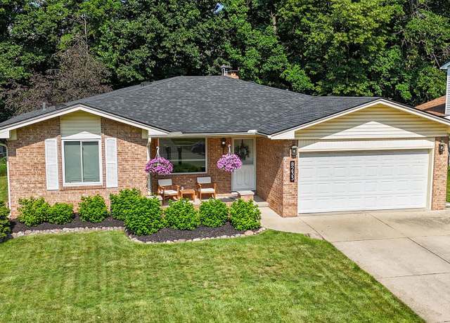 Property at 8233 Sandpiper St, Canton, MI 48187, 3 beds, 2 baths
