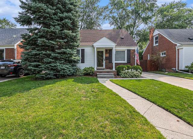 Property at 3006 N Blair Ave, Royal Oak, MI 48073, 3 beds, 2 baths