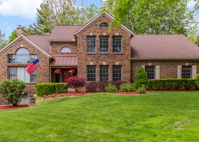 Property at 3411 Brookpoint Dr SE, Grand Rapids, MI 49546, 5 beds, 3.5 baths