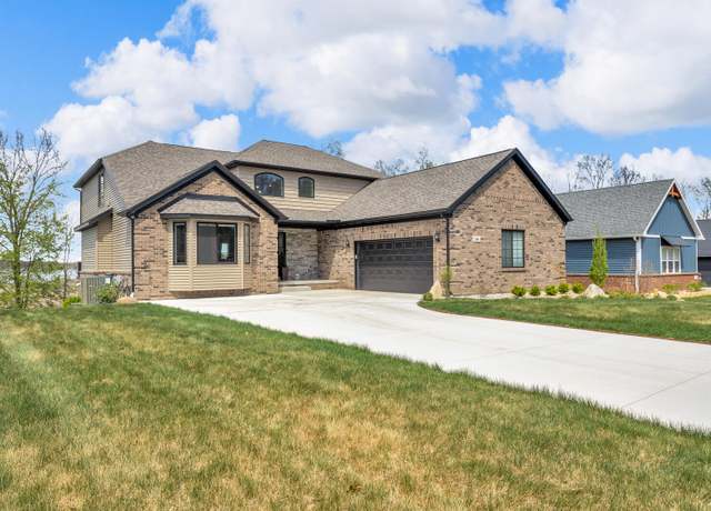 Property at 146 Bloomfield Blvd, Brooklyn, MI 49230, 5 beds, 4.5 baths