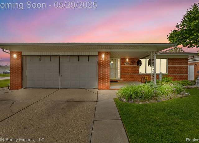 Property at 11498 Racine Rd, Warren, MI 48093, 3 beds, 2 baths