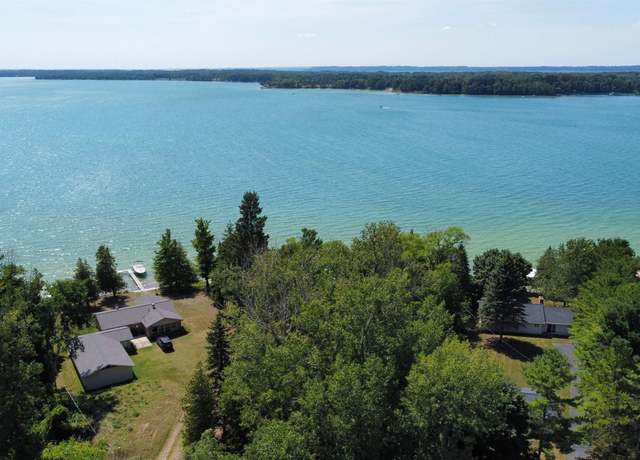 Property at 7884 Elk Tip Dr, Rapid City, MI 49676