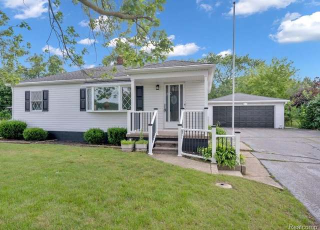 Property at 2190 Crescent Lake Rd, Holly, MI 48329, 4 beds, 2 baths