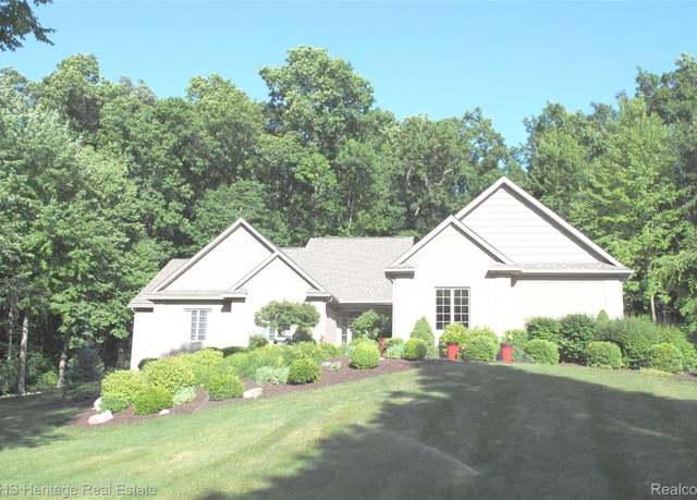 Property at 513 Timbermill Ln, Howell, MI 48843, 4 beds, 3.5 baths