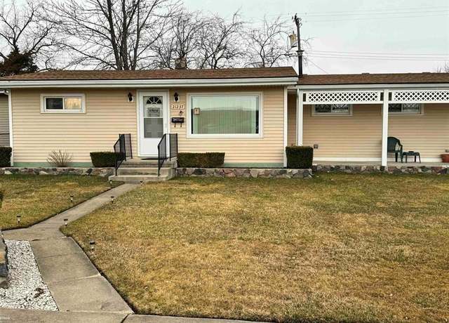 Property at 21237 Woodward St, Clinton Township, MI 48305, 2 beds, 1.5 baths