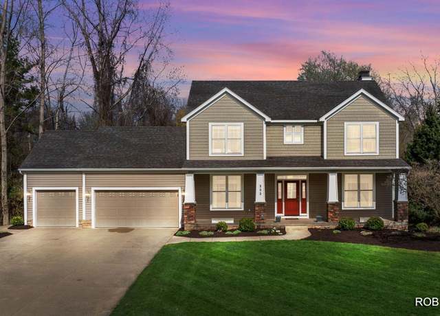 Property at 222 N Grayfield Ct SE, Ada, MI 49301, 5 beds, 3.5 baths