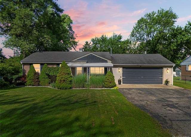 Property at 3557 Frankman Ave, Waterford, MI 48329, 3 beds, 1 bath