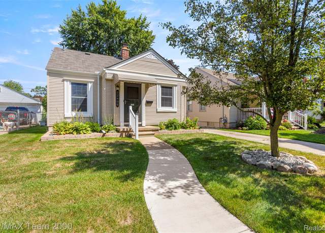 Property at 22406 Nowlin St, Dearborn, MI 48124, 2 beds, 1.5 baths