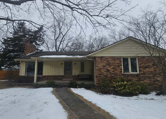 Property at 6045 Carroll Lake Rd, Commerce Twp, MI 48382, 3 beds, 2 baths