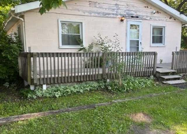 Property at 3231 Parker St, Port Huron, MI 48060, 2 beds, 1 bath