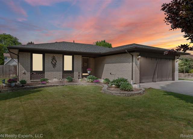Property at 2629 Mellowood Dr, Sterling Heights, MI 48310, 3 beds, 2.5 baths