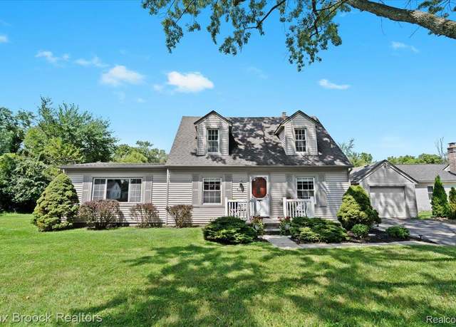 Property at 29220 Grove St, Livonia, MI 48154, 4 beds, 1.5 baths