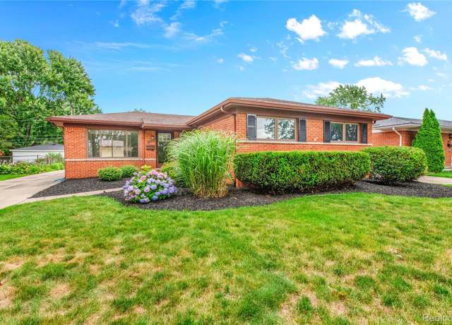 Property at 31424 Marilyn Dr, Warren, MI 48093, 4 beds, 1.5 baths