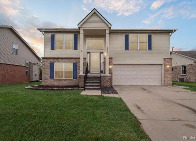 Property at 29471 Hunter St, Trenton, MI 48183, 3 beds, 2 baths