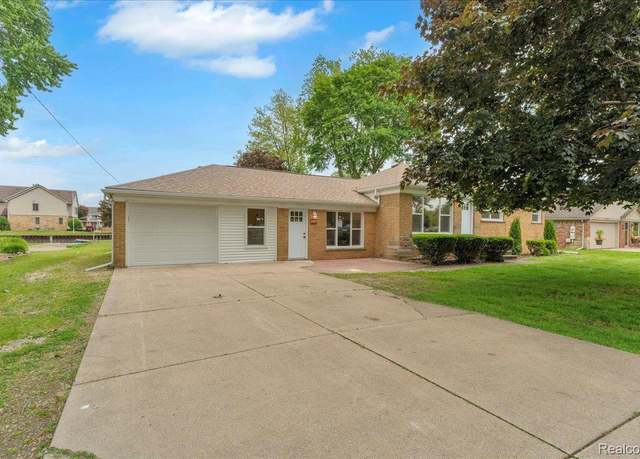 Property at 27853 Johnson Rd, Grosse Ile, MI 48138, 3 beds, 2 baths