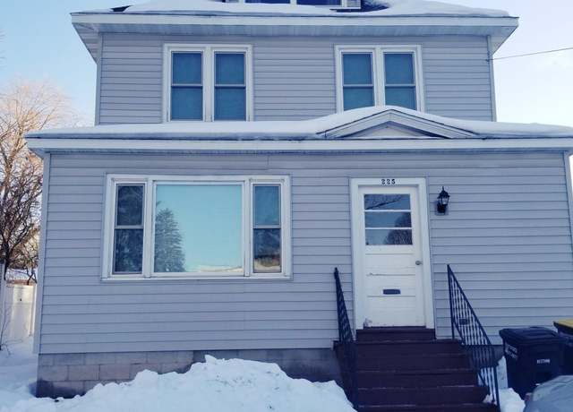 Property at 225 E Ridge St, Ironwood, MI 49938, 5 beds, 2 baths