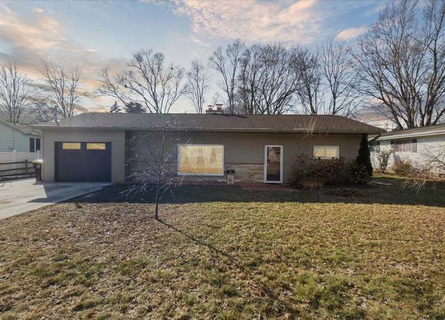 Property at 305 W Grand Ave, Mount Pleasant, MI 48858, 2 beds, 1 bath
