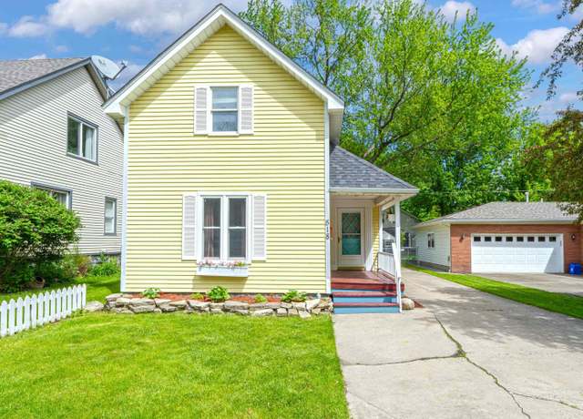Property at 518 N 5th St, St_ Clair, MI 48079, 2 beds, 1 bath