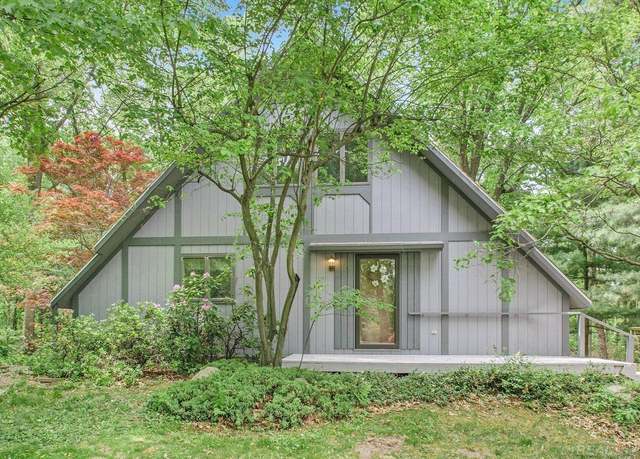 Property at 26561 Marcellus Hwy, Dowagiac, MI 49047, 2 beds, 2 baths