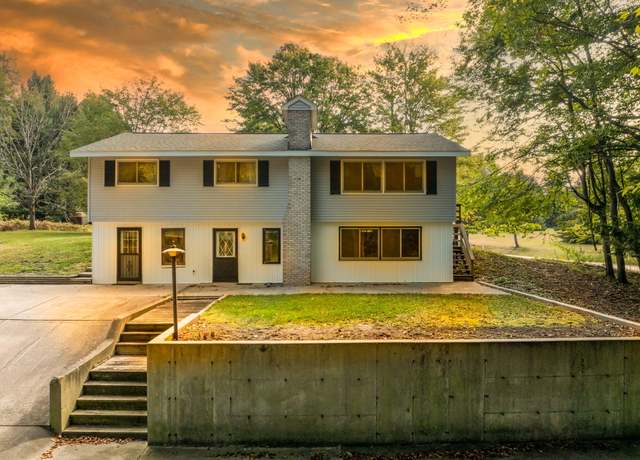 Property at 9140 Iroquois, Evart, MI 49631, 4 beds, 3.5 baths