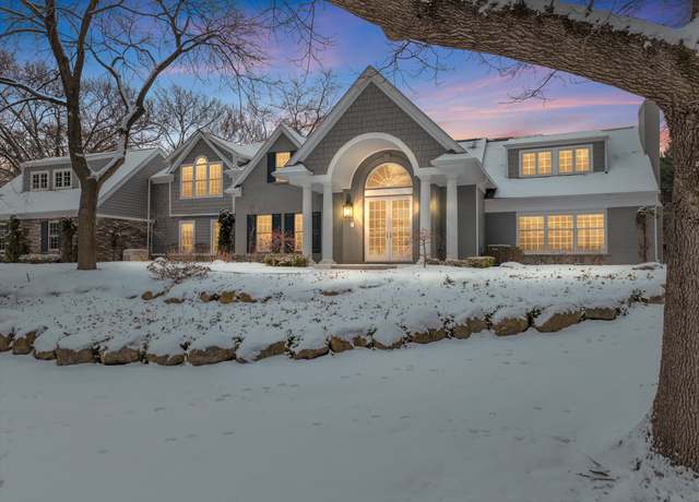 Property at 31265 Woodside Dr, Franklin, MI 48025, 4 beds, 4 baths