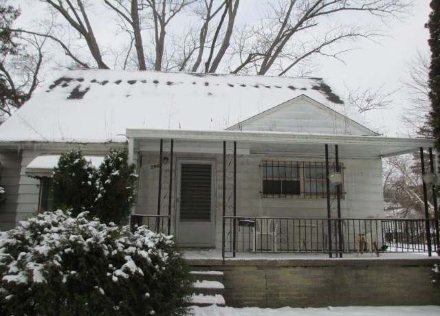Property at 5909 Edwards Ave, Flint, MI 48505, 3 beds, 1 bath