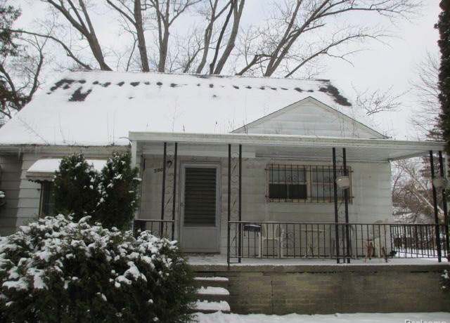 Property at 5909 Edwards Ave, Flint, MI 48505, 3 beds, 1 bath