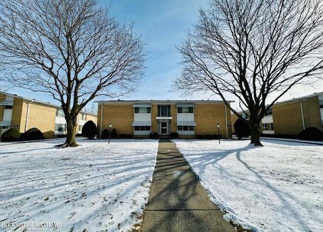 Property at 21364 Beaconsfield St, St Clair Shores, MI 48080, 1 bed, 1 bath
