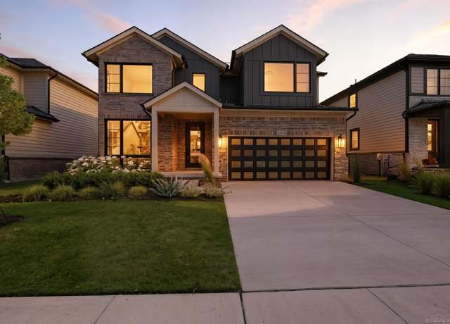 Property at 54778 Camden Ct, Shelby Twp, MI 48316, 4 beds, 2.5 baths