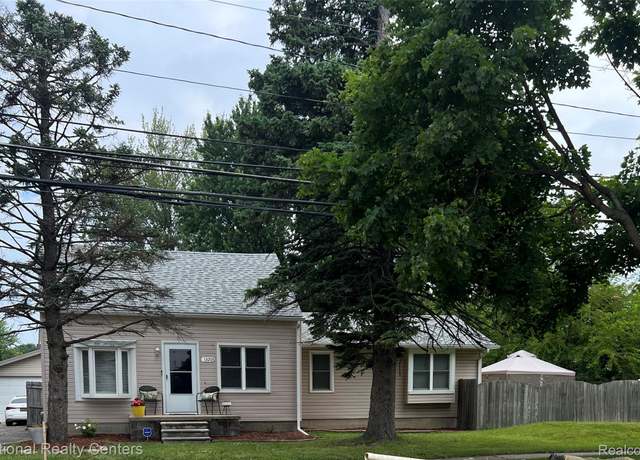Property at 13203 Frazho Rd, Warren, MI 48089, 4 beds, 1.5 baths