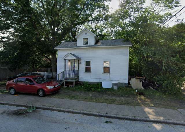 Property at 1135 Holt St, Muskegon, MI 49442, 3 beds, 1 bath
