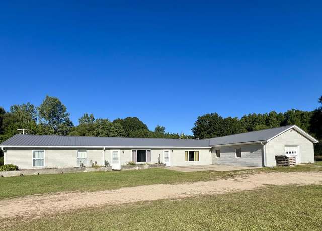 Property at 10911 E Lake Montcalm Rd, Richland Township, MI 48877, 3 beds, 2 baths
