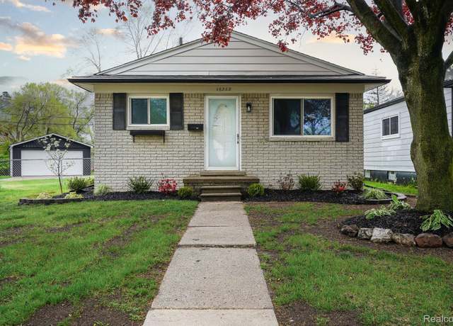 Property at 16282 Evergreen Ave, Eastpointe, MI 48021, 3 beds, 1 bath
