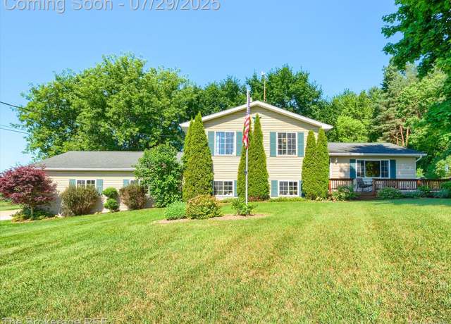 Property at 5725 Fostoria Rd, Marathon Township, MI 48421, 3 beds, 2.5 baths