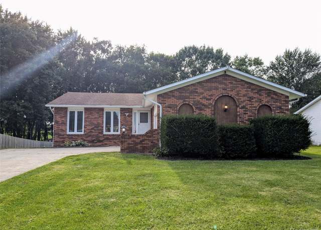 Property at 270 W Winds Dr, Almont Village, MI 48003, 3 beds, 2 baths