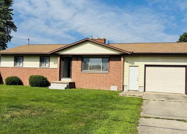Property at 12066 Oak St, Birch Run, MI 48415, 3 beds, 1.5 baths