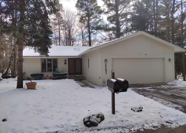 Property at 2287 Forest Glen Gln W, West Bloomfield, MI 48324, 2 beds, 2 baths
