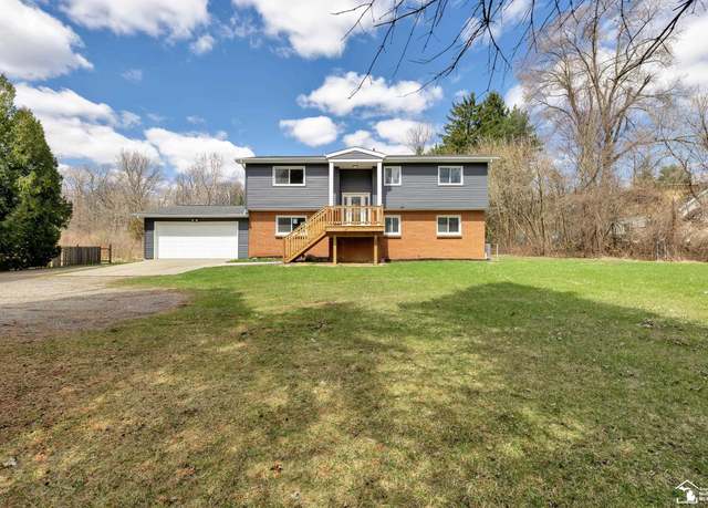 Property at 5533 Willis Rd, Ypsilanti, MI 48197, 4 beds, 3 baths