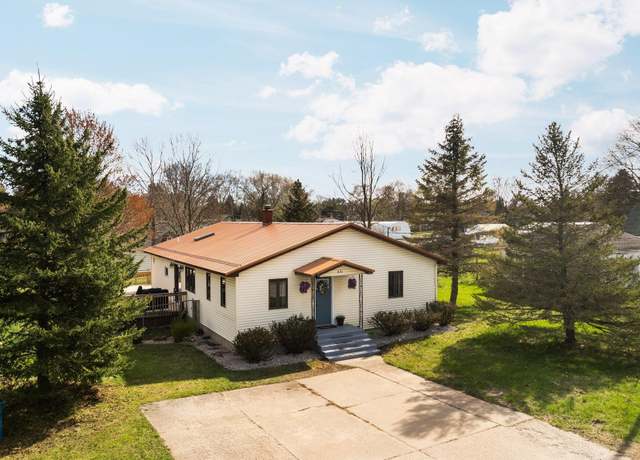 Property at 431 E Bittner Ave, Reed City, MI 49618, 3 beds, 2 baths