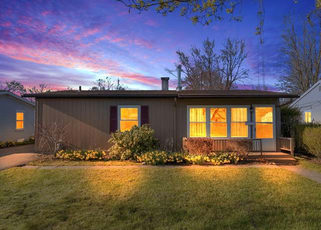 Property at 2542 Locust St, Port Huron, MI 48060, 3 beds, 1 bath