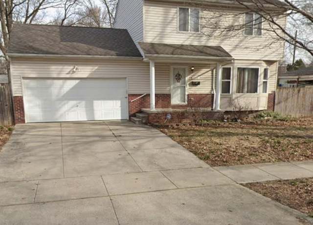 Property at 434 W Bernhard Ave, Hazel Park, MI 48030, 3 beds, 1.5 baths