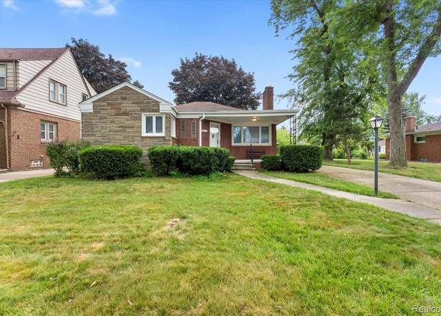 Property at 2953 Rosewood St, Trenton, MI 48183, 2 beds, 1.5 baths